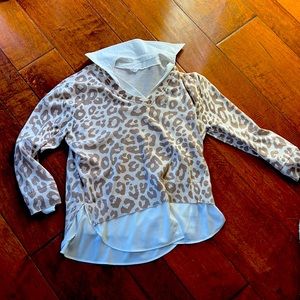 Summer sweater w/sass